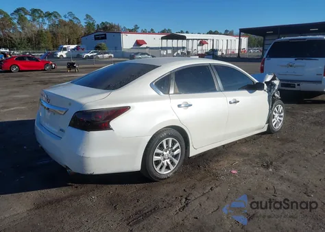 2013 Nissan Altima 2.5 S z USA, uszkodzony, nr VIN 1N4AL3AP2DC226558